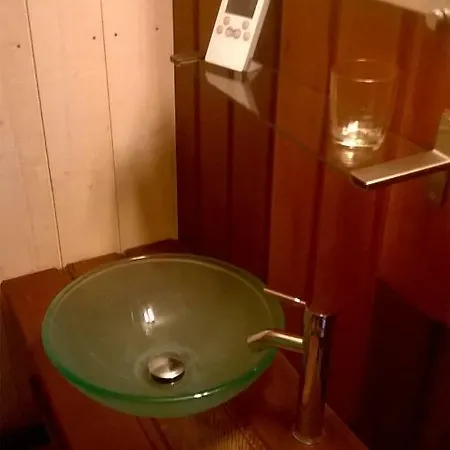 Le De Chomet Casa de Férias