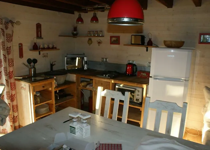 Le De Chomet * La Tour-dʼAuvergne